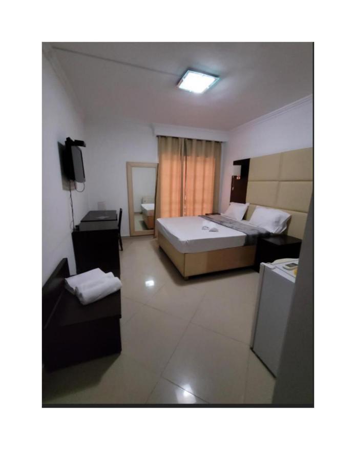 Guest House La Plaza Luanda Exterior photo